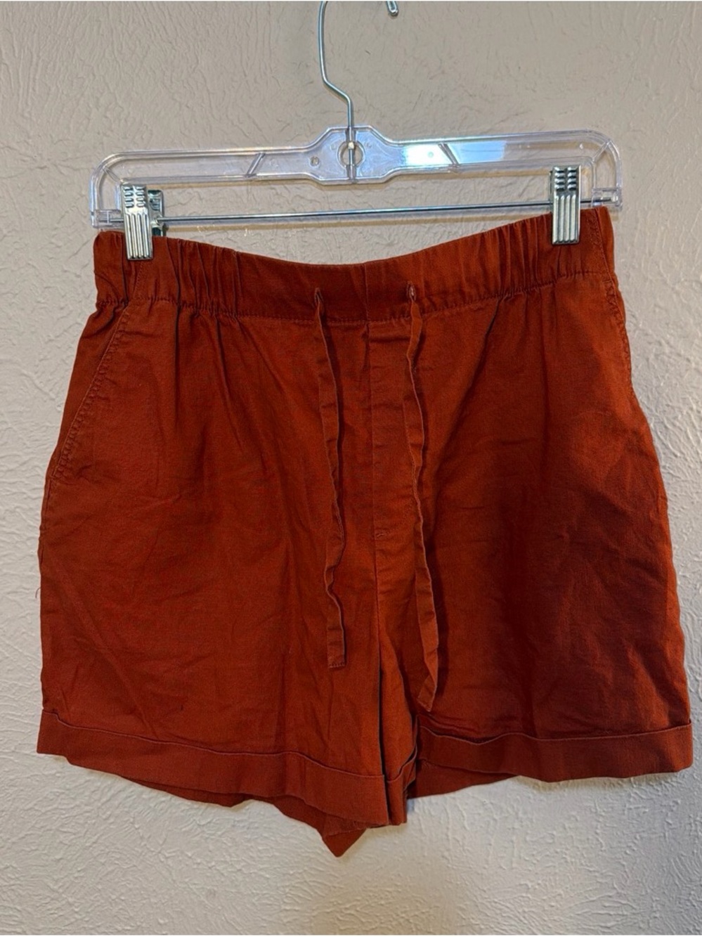 Uniqlo Women's Rust Red High-Waist Drawstring Shorts